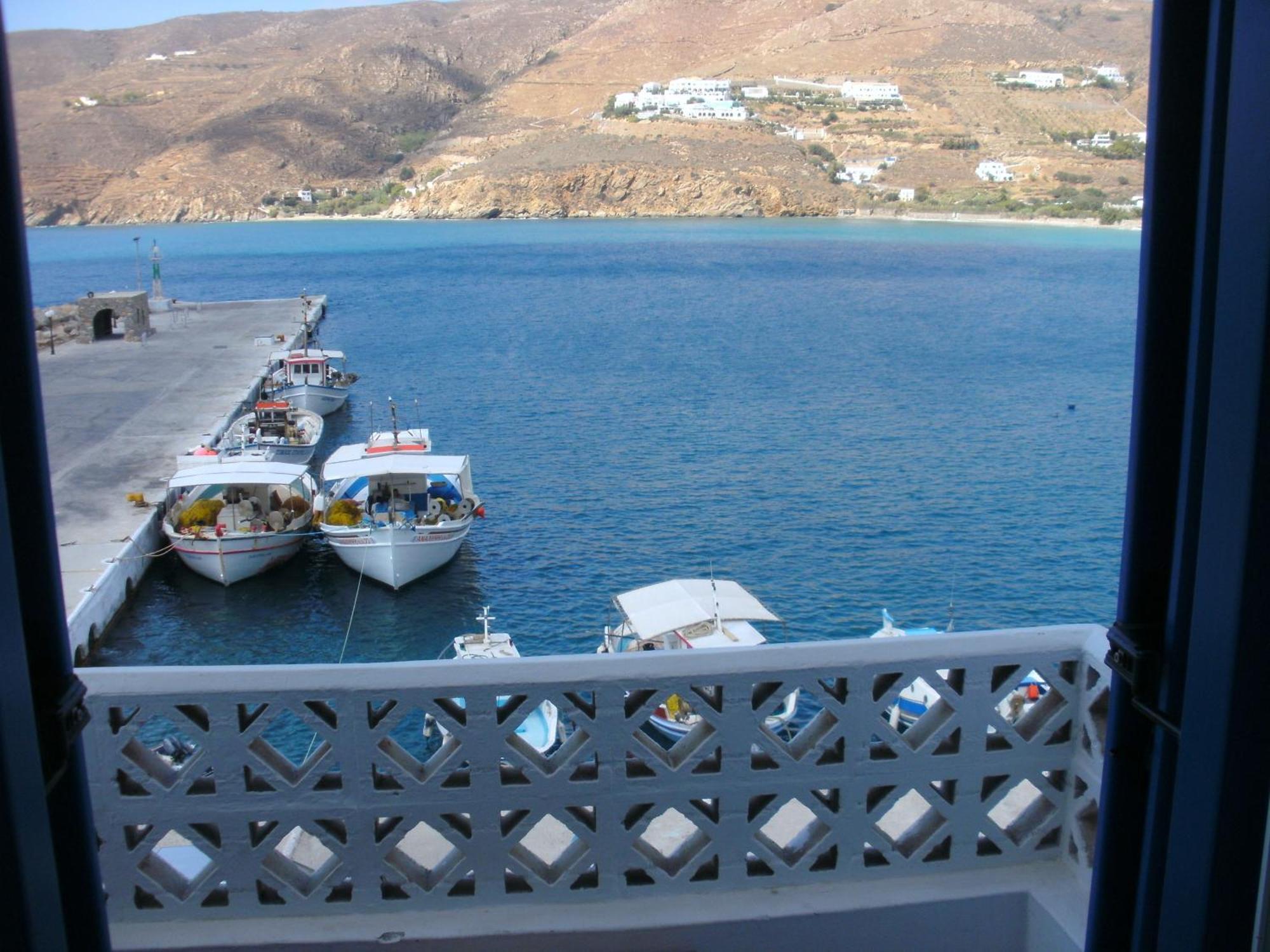 Mike Hotel Эгиалис Экстерьер фото