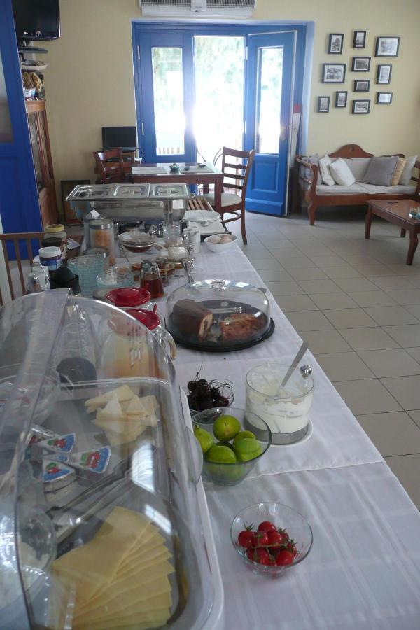 Mike Hotel Эгиалис Экстерьер фото